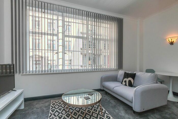 2 Bedroom Flat To Rent In Burne Jones House, Bennetts Hill, B2