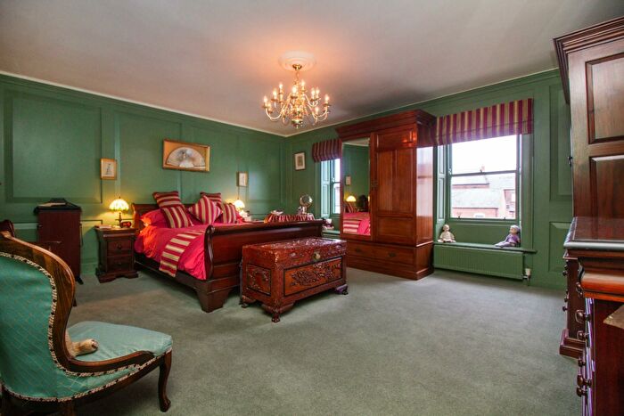3 Bedroom Terraced House For Sale In Front Street, Tynemouth, North Shields, NE30