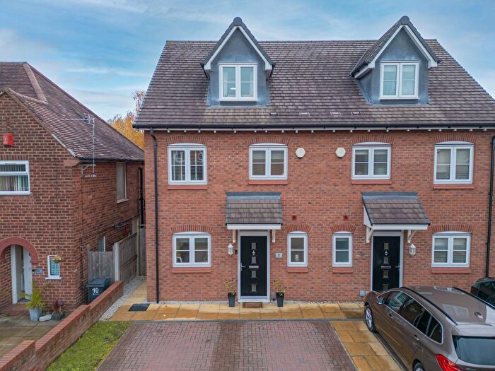 3 Bedroom Semi Detached House For Sale In Lower Queen Street, Sutton Coldfield, B72