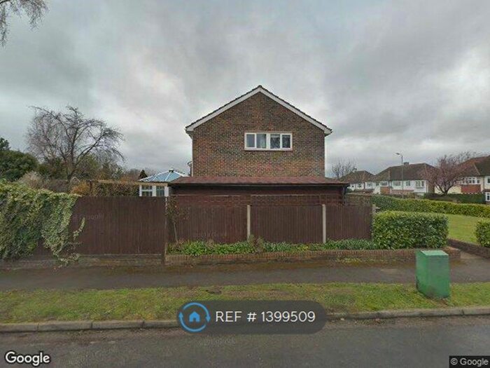 3 Bedroom Semi-Detached House To Rent In Northey Avenue, Cheam, Sutton, SM2