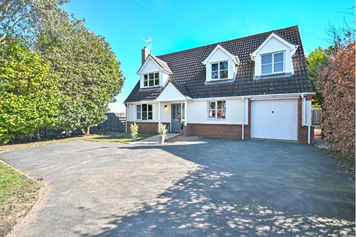 4 Bedroom Detached House For Sale In Fengate, Moulton Chapel, Spalding, PE12