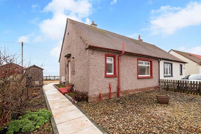1 Bedroom Semi Detached Bungalow For Sale In Braehead Road, Pittenweem, Anstruther, KY10