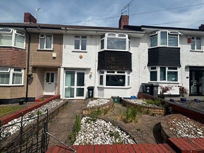 4 Bedroom Property To Rent In Redhill Drive, Bristol, BS16