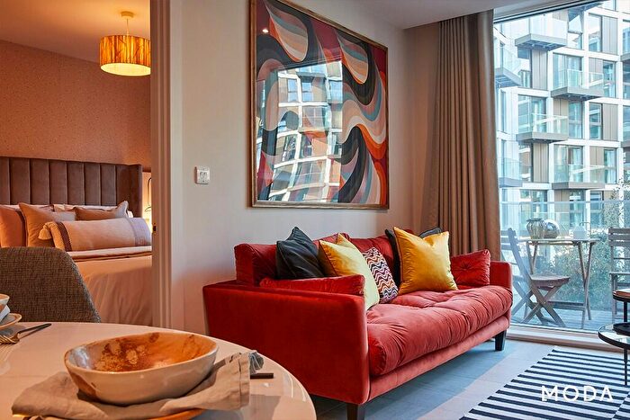 2 Bedroom Apartment To Rent In Rochdale Road, Manchester, Greater Manchester, M4