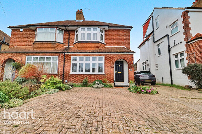 3 Bedroom Semi Detached House For Sale In Starts Hill Road, Orpington, BR6