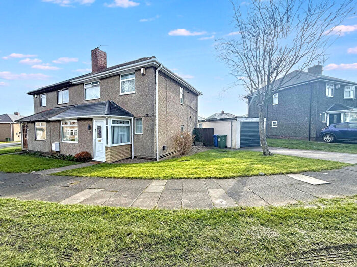 3 Bedroom Semi Detached House For Sale In Mayfield Avenue, Cramlington, Northumberland, NE23