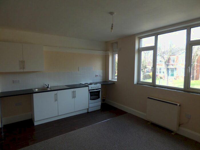 1 Bedroom Flat To Rent In Derby Road, Long Eaton, NG10