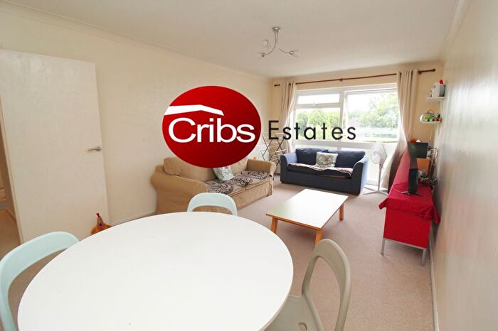 2 Bedroom Flat To Rent In Lindsay Court, SM1