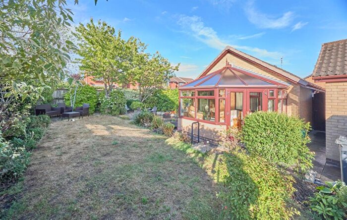 2 Bedroom Detached Bungalow To Rent In Coldstream Close, Hinckley, LE10