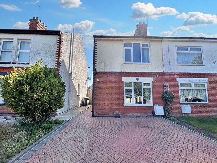3 Bedroom Semi-Detached House For Sale In Middleton Gardens, Gorleston, NR31