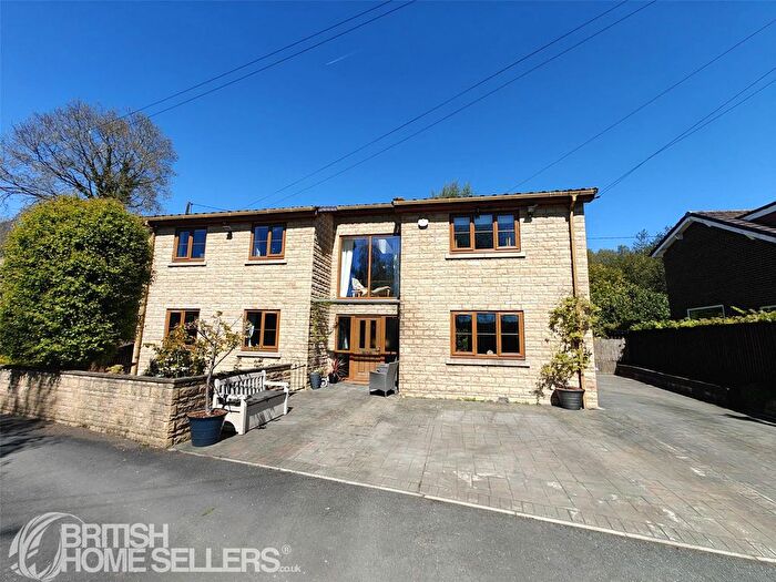 4 Bedroom Detached House For Sale In Gorsey Intakes, Broadbottom, Hyde, Greater Manchester, SK14
