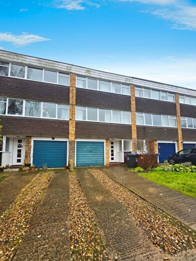 3 Bedroom Terraced House To Rent In Park Meadow, Hatfield, AL9