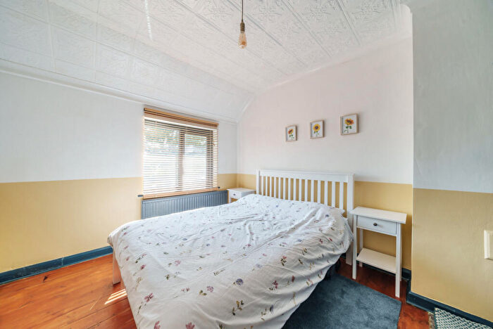 3 Bedroom End Of Terrace House For Sale In Charter Square, Kingston Upon Thames, KT1