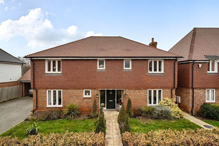 5 Bedroom Detached House For Sale In Artisan Road, Headcorn, Ashford, TN27