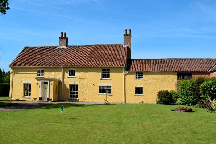 5 Bedroom Detached House For Sale In Front Street, Elsham, DN20