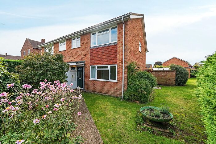 4 Bedroom Semi-Detached House To Rent In Cottimore Lane, Walton-On-Thames, KT12