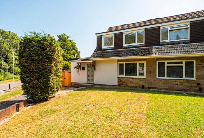 3 Bedroom Semi Detached House For Sale In Oak Close, Little Stoke, South Gloucestershire, BS34