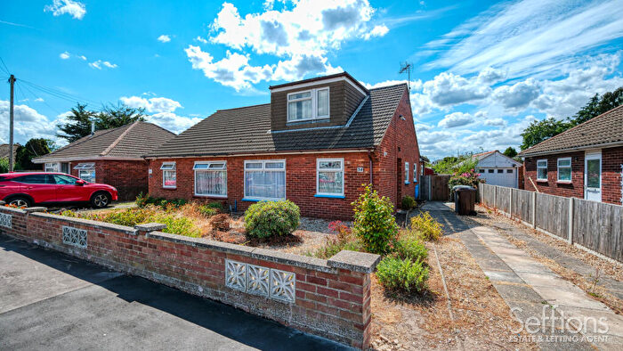 3 Bedroom Semi-Detached Bungalow For Sale In Linton Crescent, Norwich, Norfolk, NR7