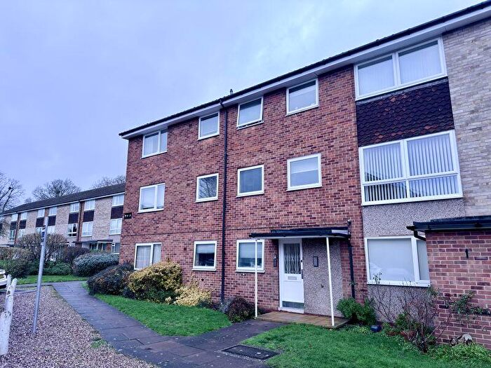 2 Bedroom Flat For Sale In Eldon Drive, Sutton Coldfield, B76