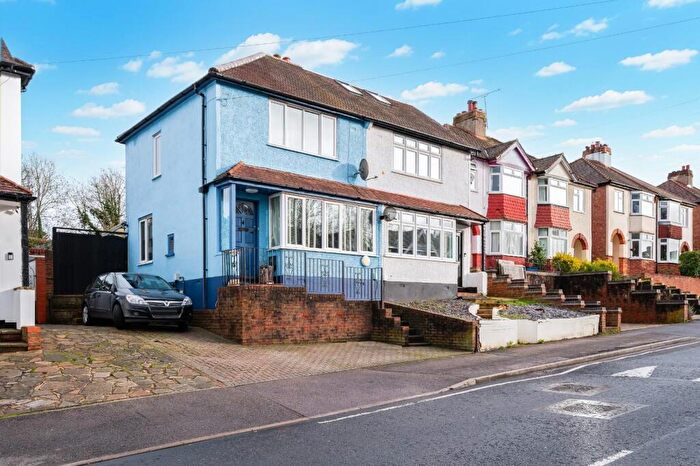 2 Bedroom Semi Detached House For Sale In Ashurst Road, Tadworth, KT20