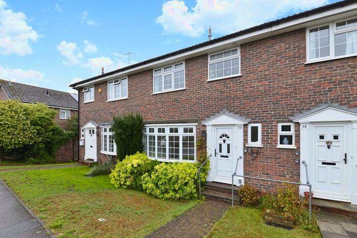 3 Bedroom Terraced House To Rent In Church Road, Godalming, GU8