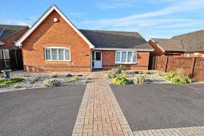3 Bedroom Detached Bungalow For Sale In El Alamein Way, Bradwell, NR31