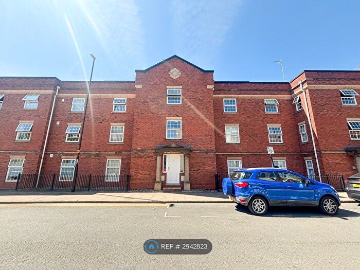 2 Bedroom Flat To Rent In Derngate, Northampton, NN1