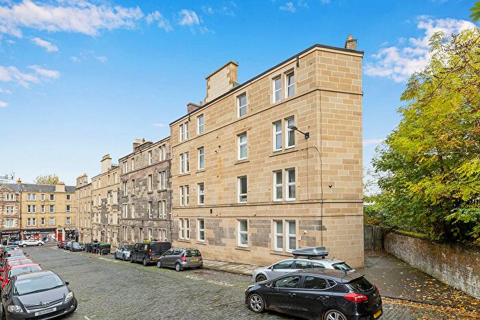 1 Bedroom Flat For Sale In / Newton Street, Edinburgh, EH11