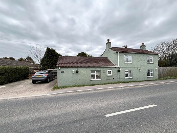 3 Bedroom Detached House For Sale In Main Road, Saltfleetby, Louth, LN11