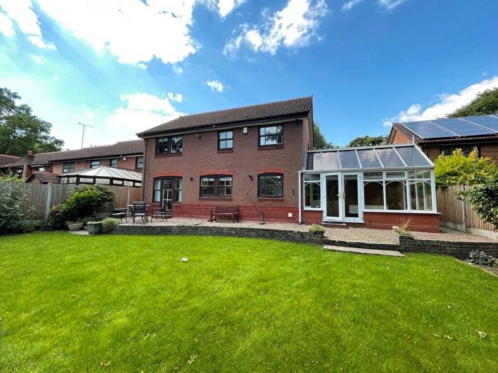 4 Bedroom Detached House To Rent In Strutt Close, Edgbaston, Birmingham, B15