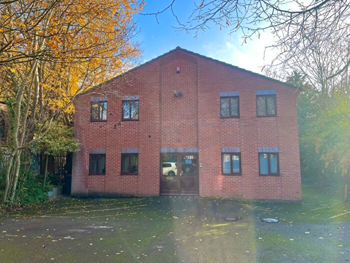 1 Bedroom Flat To Rent In Branston Road, Burton-on-Trent, Staffordshire, DE14