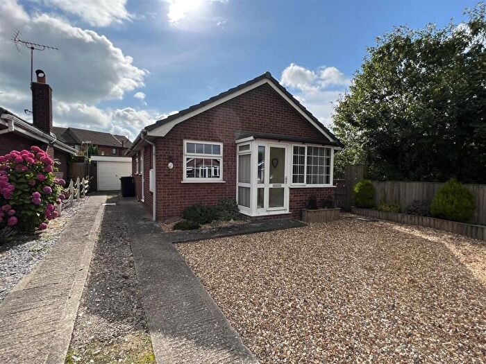 2 Bedroom Bungalow For Sale In Penley, Nr Wrexham., LL13