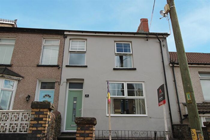 4 Bedroom Terraced House For Sale In Bedwellty Road, Aberbargoed, Bargoed, CF81
