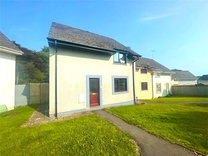 3 Bedroom End Of Terrace House For Sale In Garfield Gardens, Coxhill, Narberth, Pembrokeshire, SA67