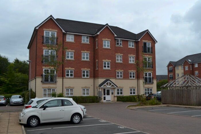 2 Bedroom Flat To Rent In ()The Place, Astley Brk Cls, Bolton, BL1