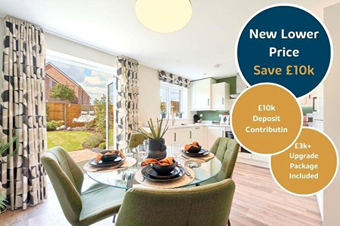 3 Bedroom Semi-Detached House For Sale In Minster Way, Beverley, HU17