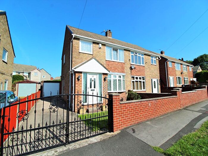 3 Bedroom Semi-Detached House To Rent In Warwick Road, Monk Bretton, Barnsley, S71