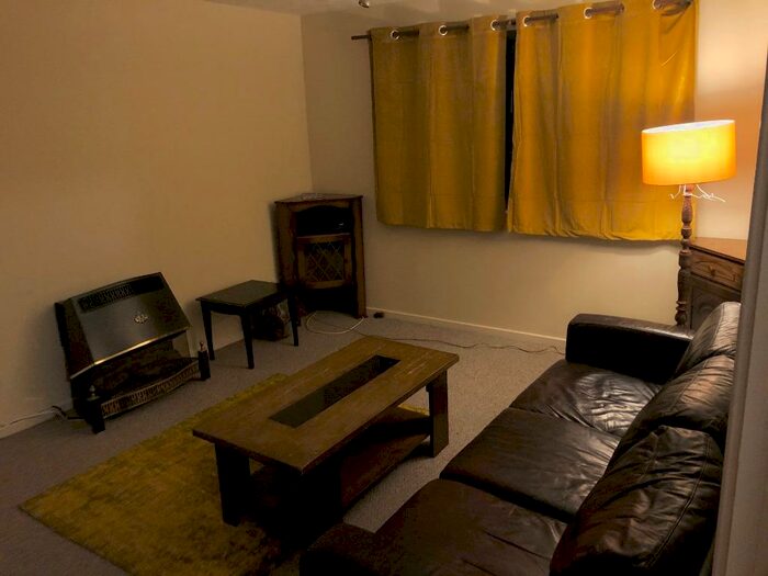 2 Bedroom Flat To Rent In Brunel Close, Coventry, CV2