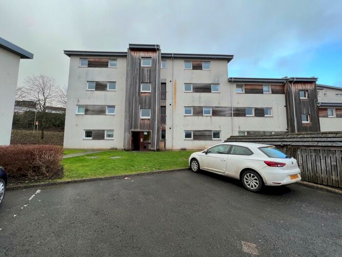 2 Bedroom Flat To Rent In Strathclyde Gardens, Cambuslang, G72