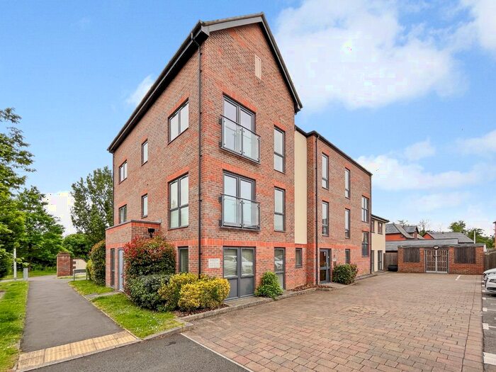 2 Bedroom Flat To Rent In Barrowe House, Oak Drive, Arborfield Green, Reading, Berkshire, RG2