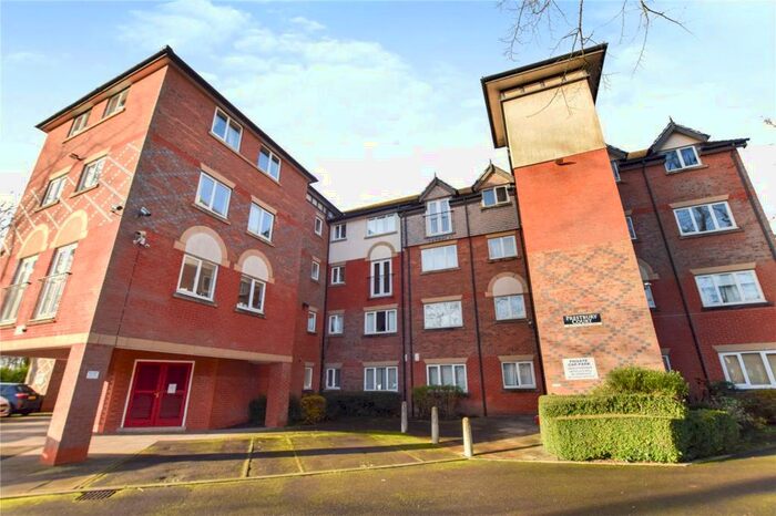 2 Bedroom Apartment To Rent In Longley Road, Worsley, Manchester, Greater Manchester, M28