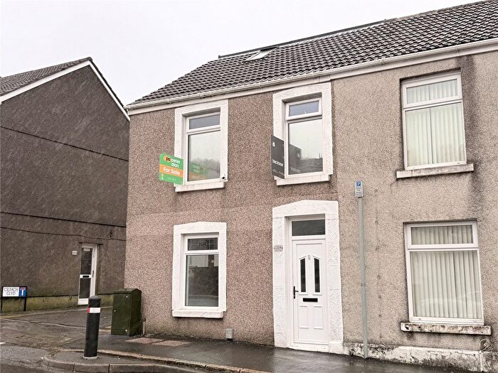 4 Bedroom End Of Terrace House For Sale In Neath Road, Swansea, West Glamorgan, SA6