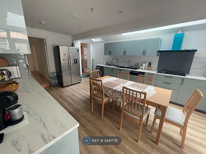 5 Bedroom Terraced House To Rent In Stock Street, London, E13