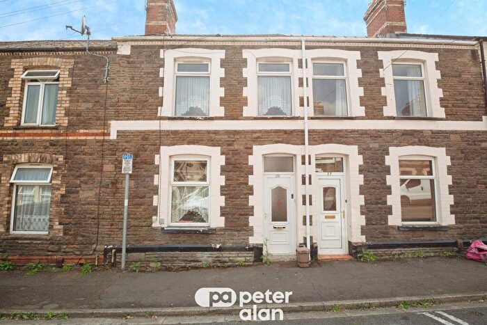 3 Bedroom Terraced House For Sale In Daniel Street, Cardiff, CF24
