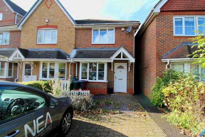 2 Bedroom House To Rent In Patrick Road, Caversham, Reading, RG4