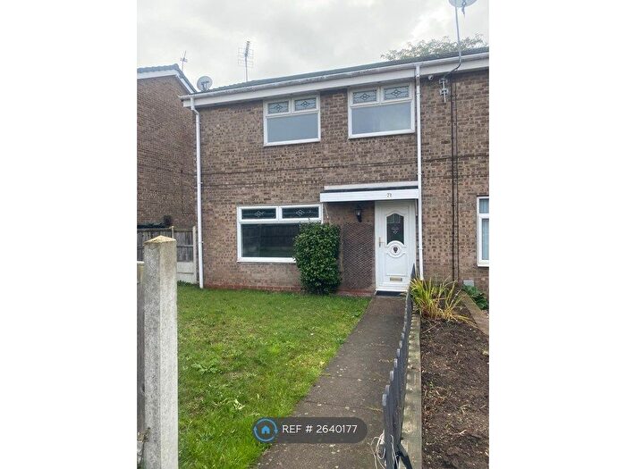 3 Bedroom Semi-Detached House To Rent In Kelsey Gardens, Doncaster, DN4