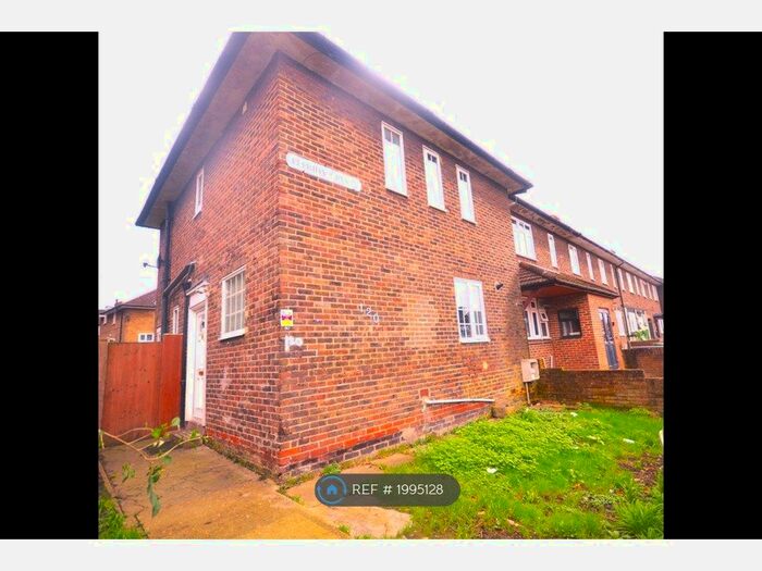 3 Bedroom End Of Terrace House To Rent In Elfrida Crescent, London, SE6