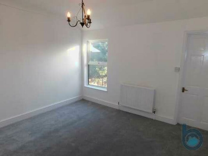 2 Bedroom End Of Terrace House To Rent In Broadway, Peterborough, Cambridgeshire, PE7