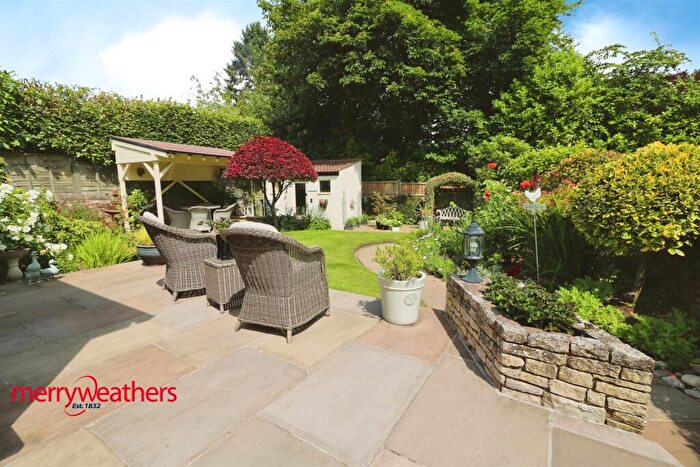 3 Bedroom Cottage For Sale In Worksop Road, Aston, Sheffield, S26