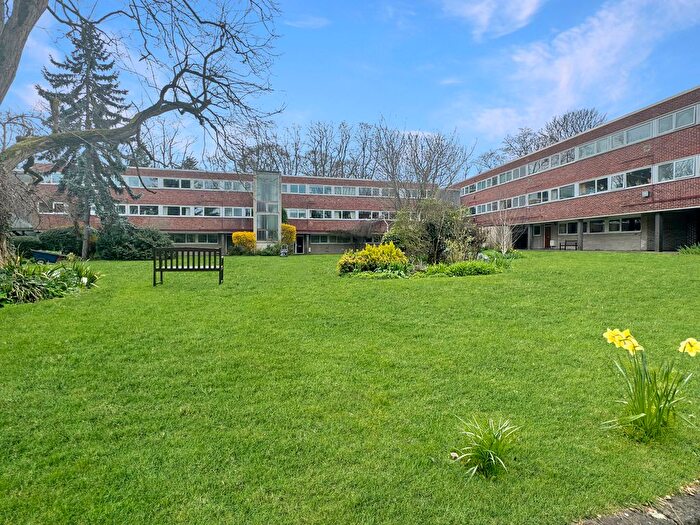 3 Bedroom Flat To Rent In Gilmerton Court, Trumpington, Cambridge, CB2